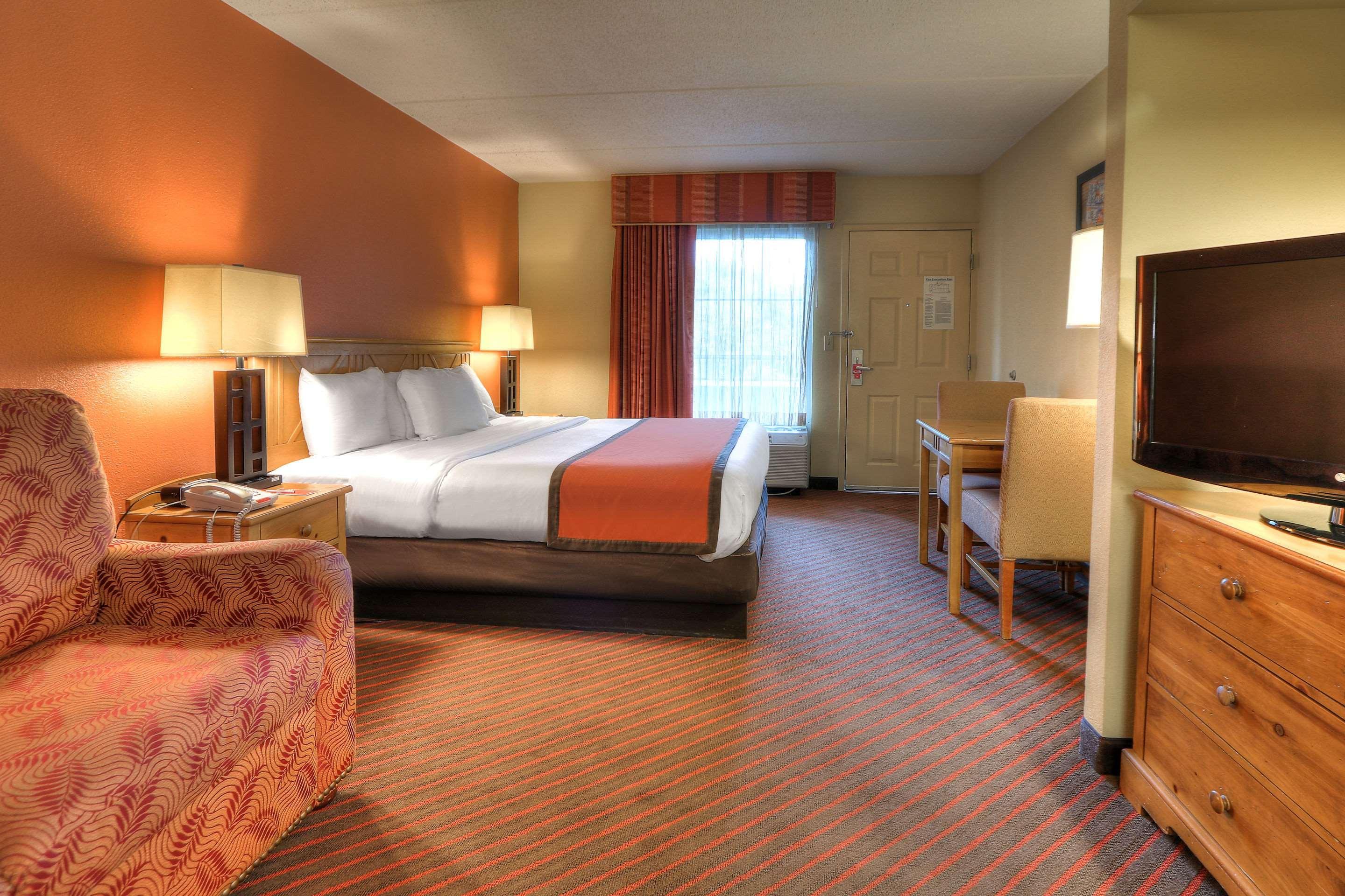 Lodge Econo Riverside Pigeon Forge